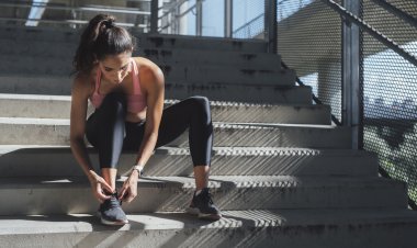 Best Skechers Sports Shoes For Women To Look Trendy And Versatile